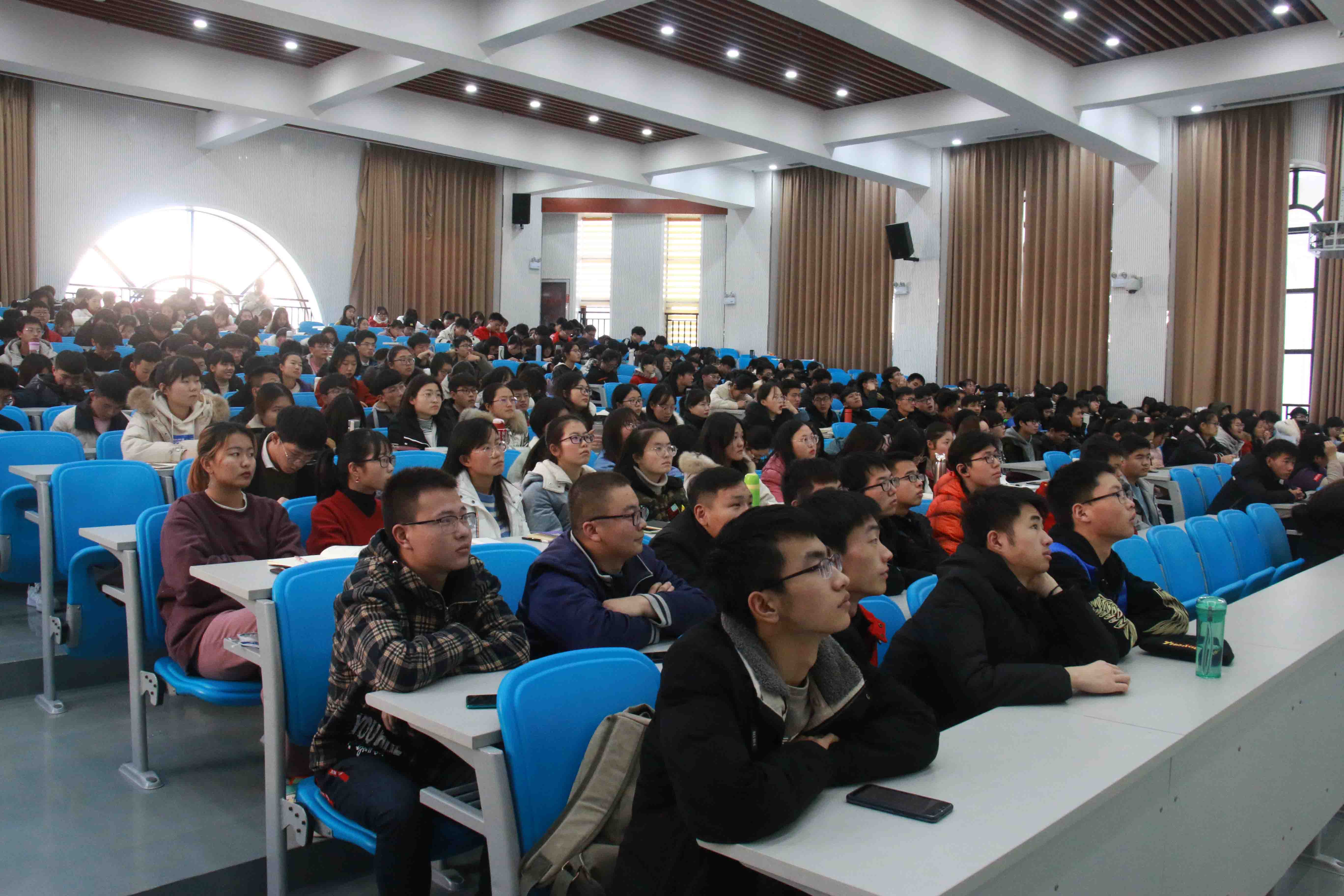 ֽ����Ϸ����