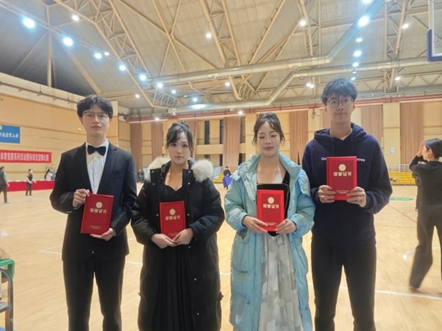 ֽ����Ϸ����